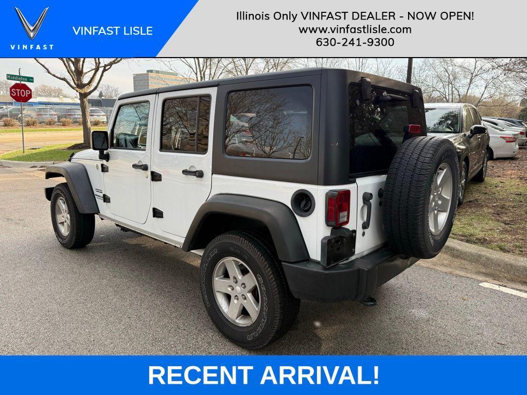used 2015 Jeep Wrangler Unlimited car, priced at $14,555