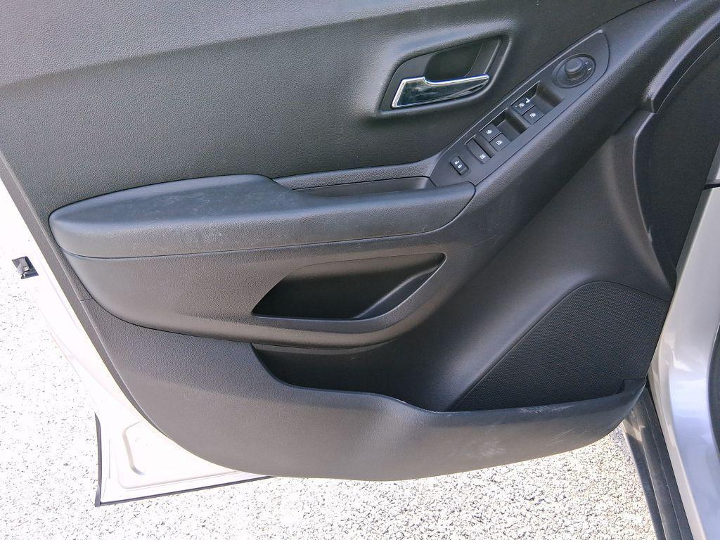 used 2019 Chevrolet Trax car, priced at $12,582