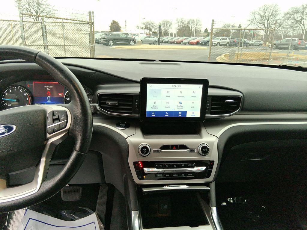 used 2022 Ford Explorer car, priced at $25,895