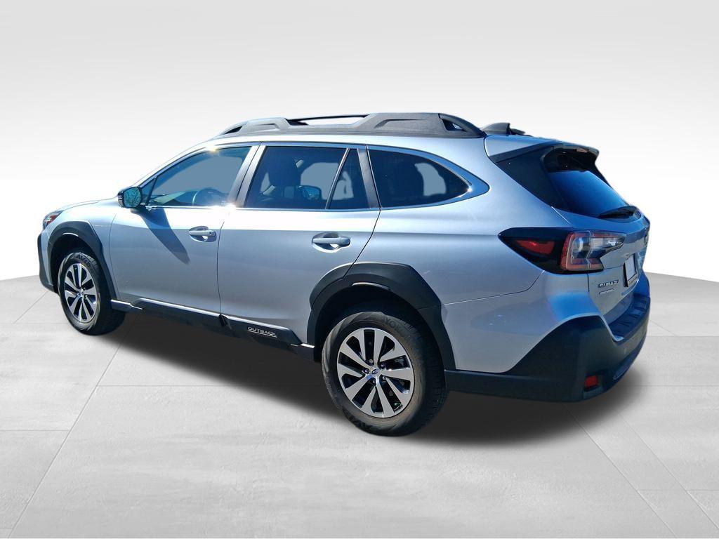used 2025 Subaru Outback car, priced at $29,300