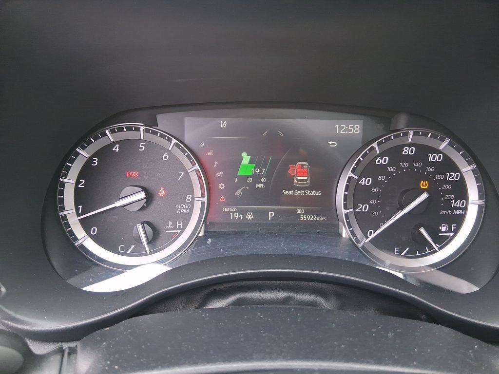 used 2022 Toyota Highlander car, priced at $31,599