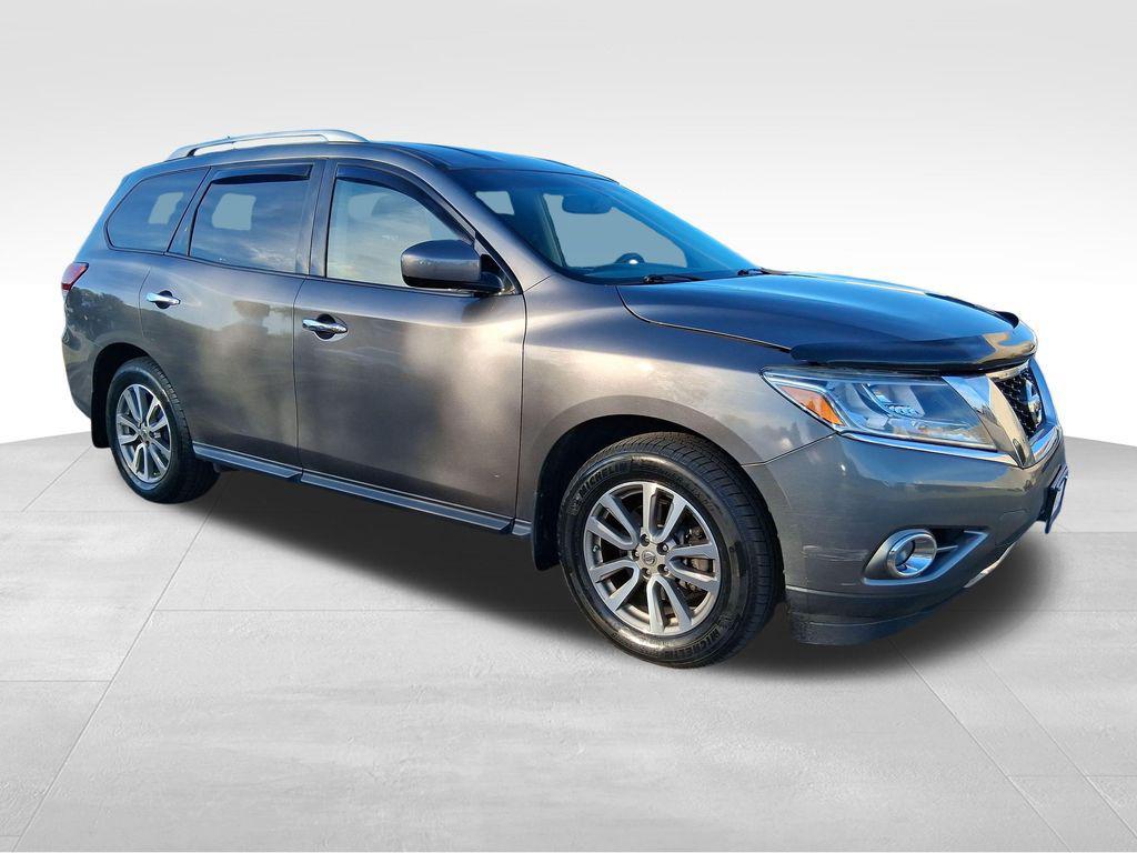 used 2015 Nissan Pathfinder car, priced at $11,580