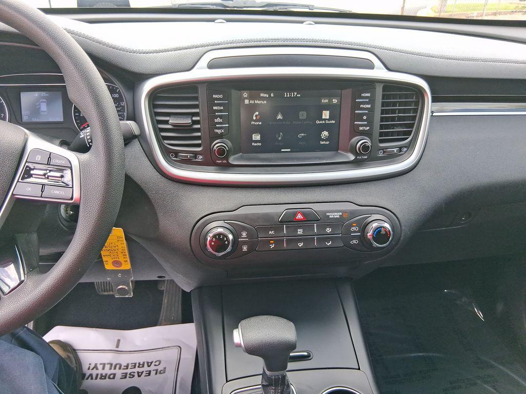 used 2020 Kia Sorento car, priced at $14,811
