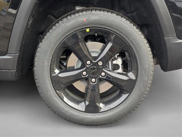 new 2025 Jeep Grand Cherokee L car, priced at $47,290