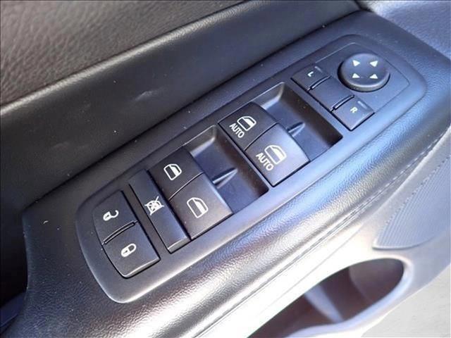 used 2016 Jeep Grand Cherokee car, priced at $14,490