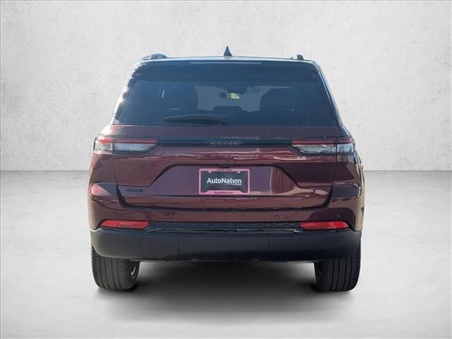 new 2025 Jeep Grand Cherokee car, priced at $49,800