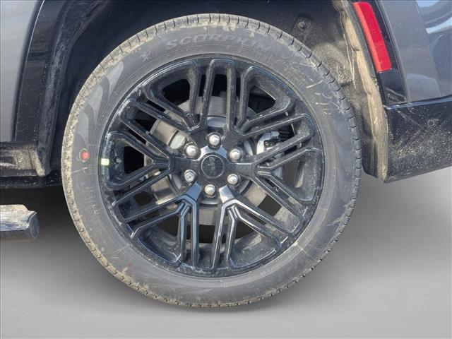 new 2026 Jeep Grand Wagoneer car, priced at $80,400