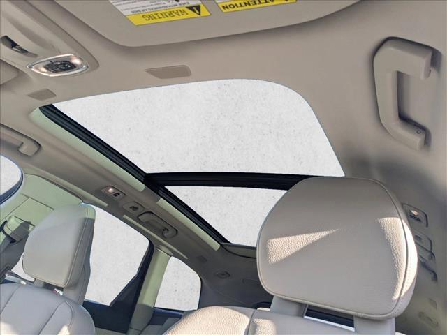 used 2018 Volvo XC60 Recharge Plug-In Hybrid car, priced at $20,490