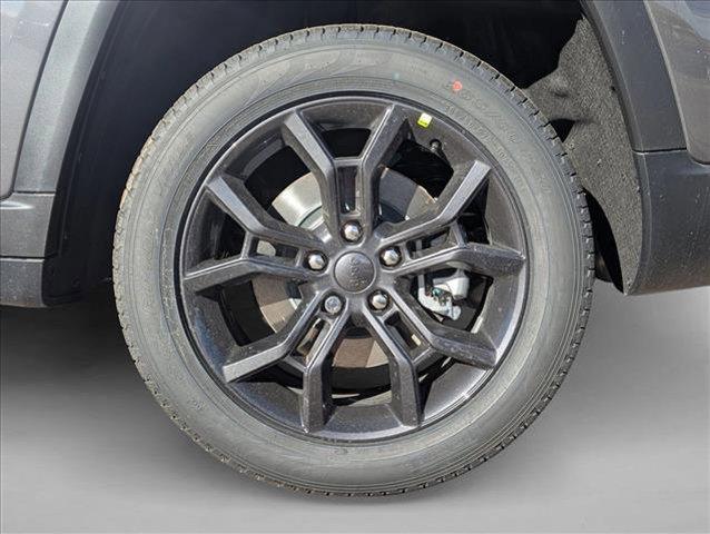 new 2025 Jeep Grand Cherokee L car, priced at $51,250