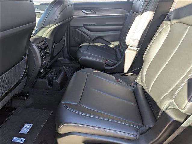 new 2025 Jeep Grand Cherokee L car, priced at $51,250