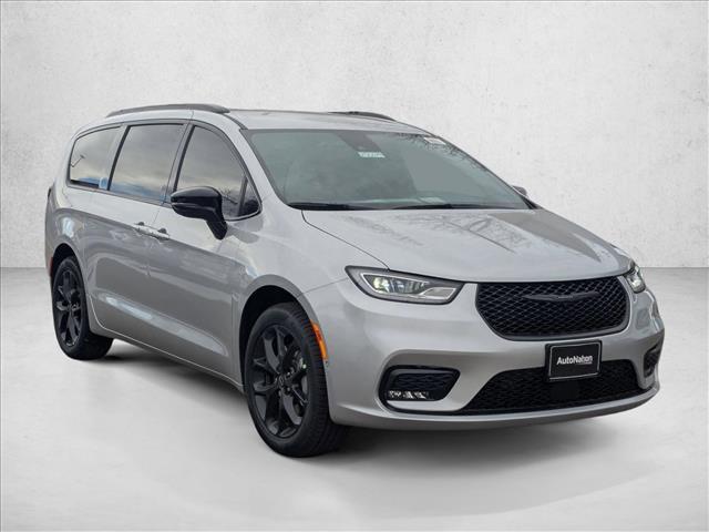 new 2026 Chrysler Pacifica car, priced at $45,590