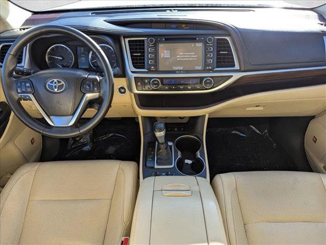used 2015 Toyota Highlander car, priced at $17,315