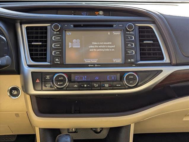 used 2015 Toyota Highlander car, priced at $17,315