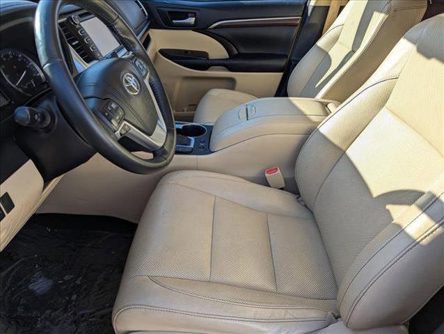 used 2015 Toyota Highlander car, priced at $17,315