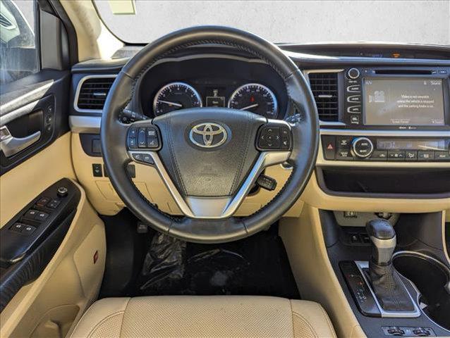 used 2015 Toyota Highlander car, priced at $17,315