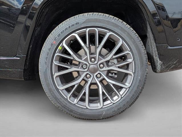 new 2026 Jeep Grand Cherokee car, priced at $63,153