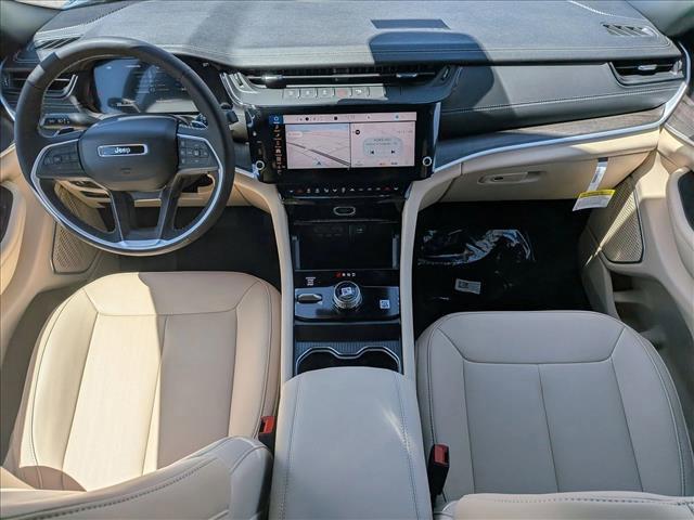 new 2026 Jeep Grand Cherokee car, priced at $43,809