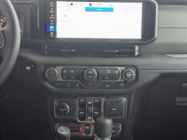 new 2026 Jeep Gladiator car, priced at $61,054