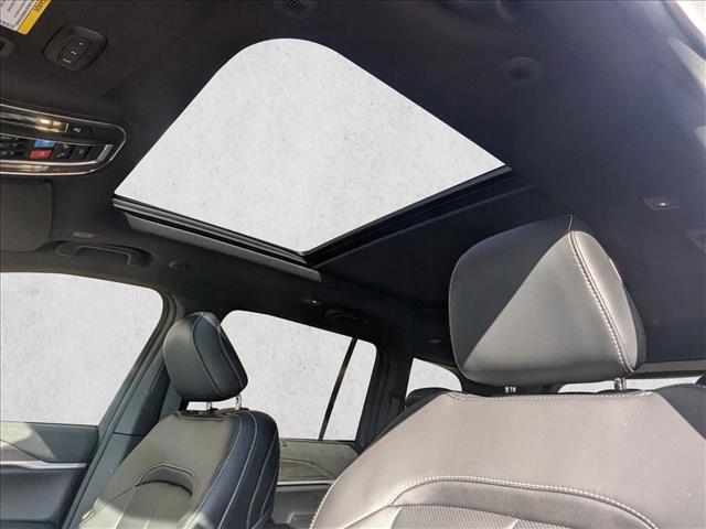 new 2025 Jeep Grand Cherokee car, priced at $49,671