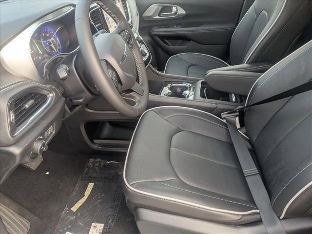 new 2026 Chrysler Pacifica car, priced at $51,089