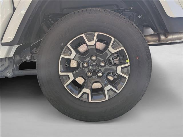 new 2026 Jeep Gladiator car, priced at $46,810