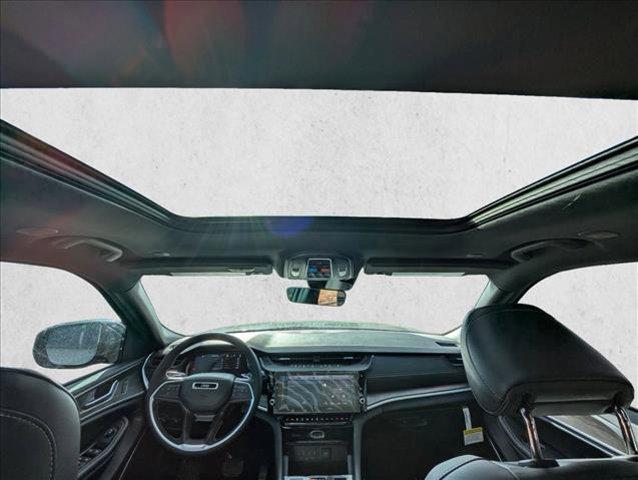 new 2026 Jeep Grand Cherokee car, priced at $52,599