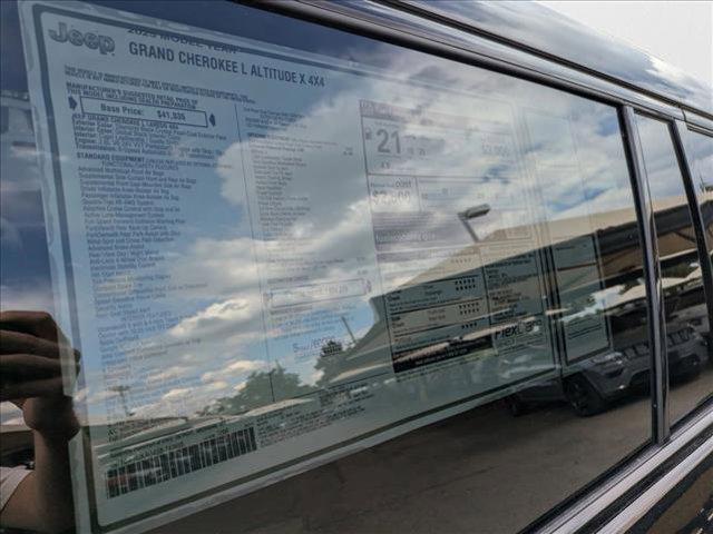 new 2025 Jeep Grand Cherokee L car, priced at $44,512