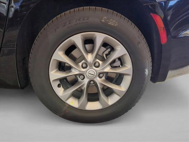 new 2026 Chrysler Pacifica car, priced at $43,889