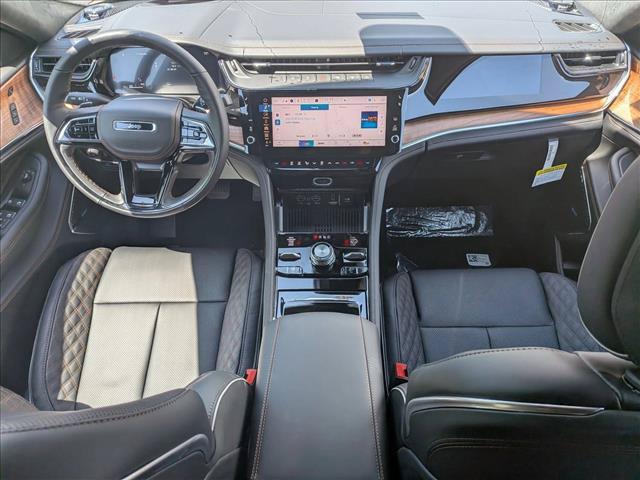new 2026 Jeep Grand Cherokee car, priced at $58,749