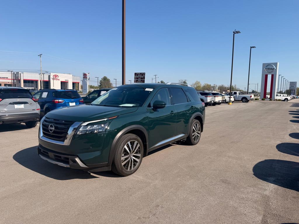 used 2025 Nissan Pathfinder car, priced at $43,800