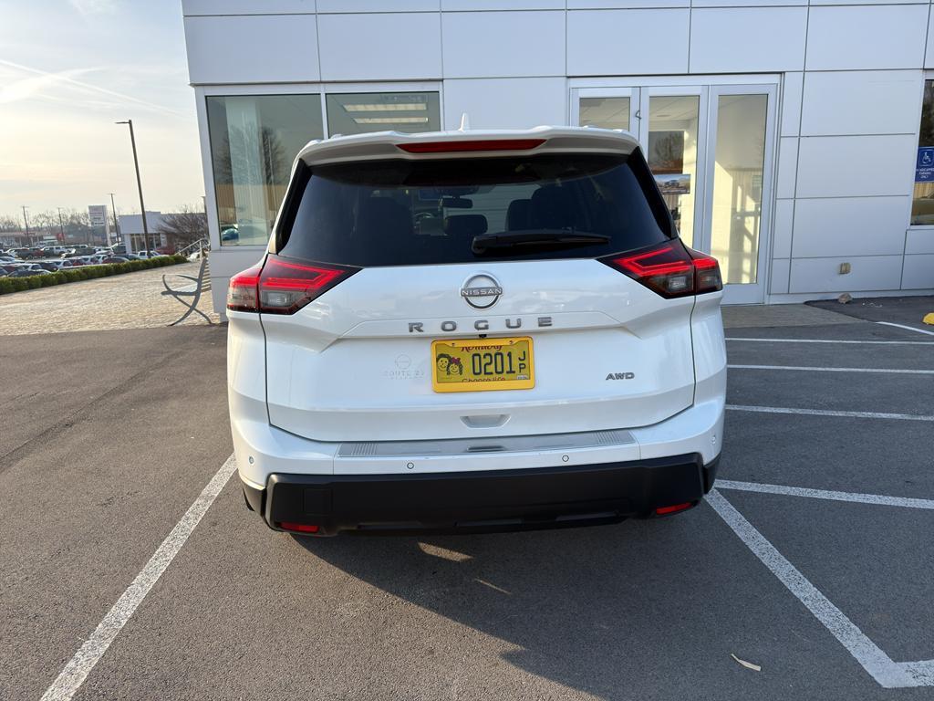 used 2025 Nissan Rogue car, priced at $25,476