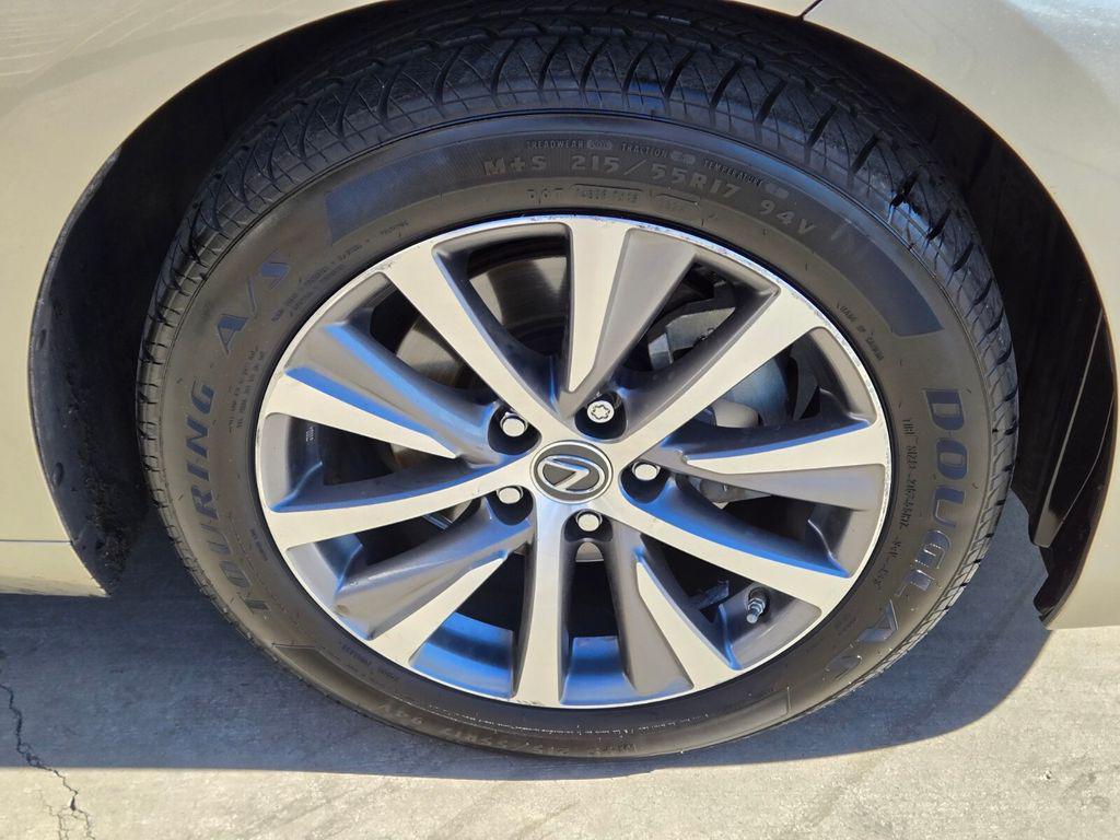 used 2019 Lexus ES 300h car, priced at $21,682