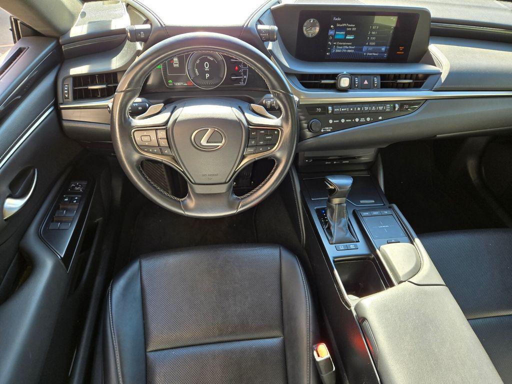 used 2019 Lexus ES 300h car, priced at $22,669