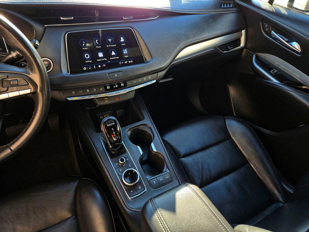 used 2022 Cadillac XT4 car, priced at $21,755