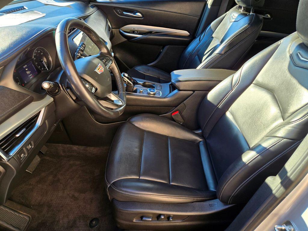 used 2022 Cadillac XT4 car, priced at $21,755