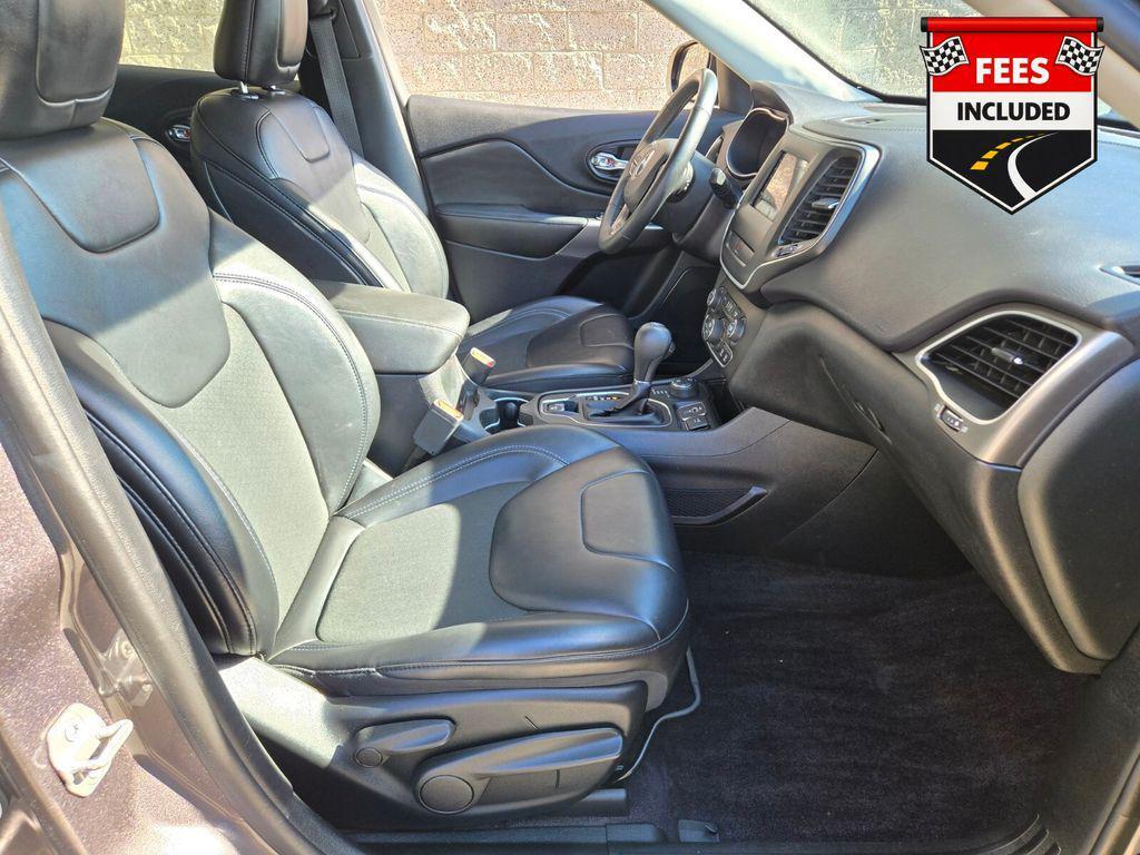 used 2019 Jeep Cherokee car, priced at $16,485