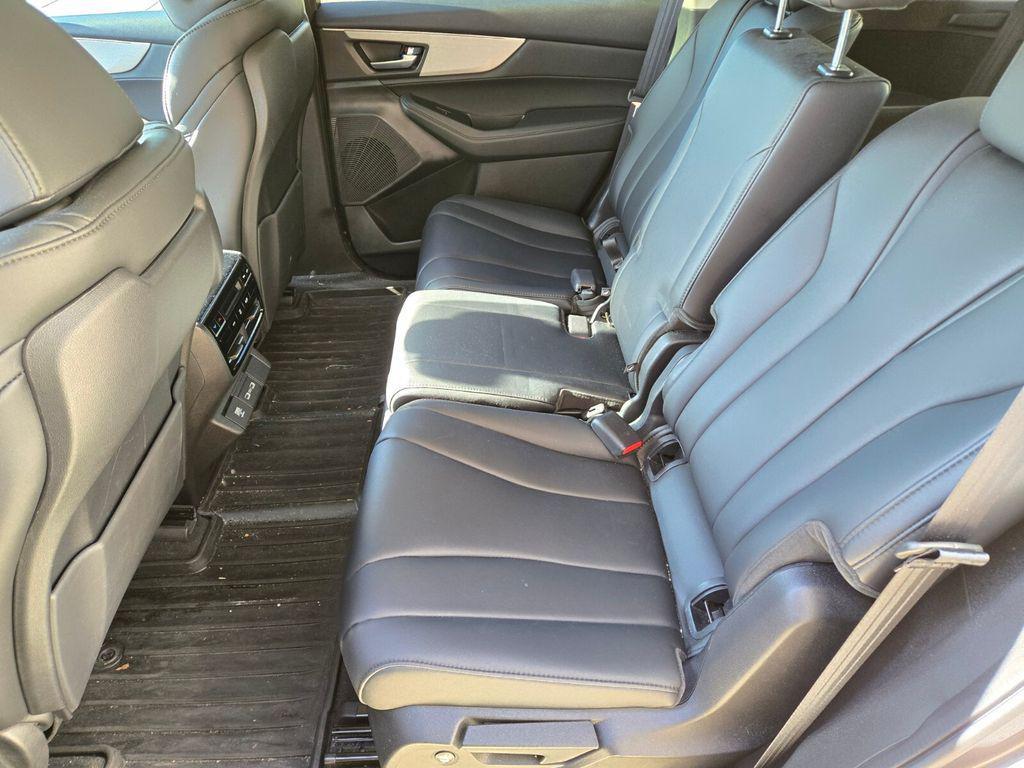 used 2023 Acura MDX car, priced at $39,997
