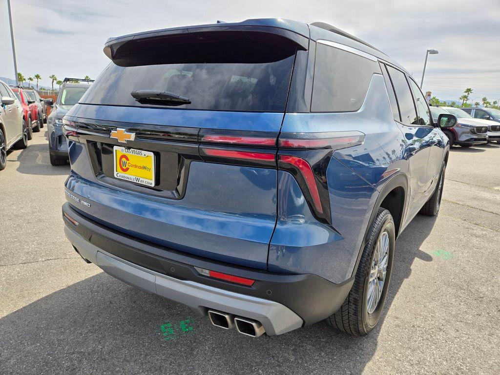 used 2025 Chevrolet Traverse car, priced at $39,997