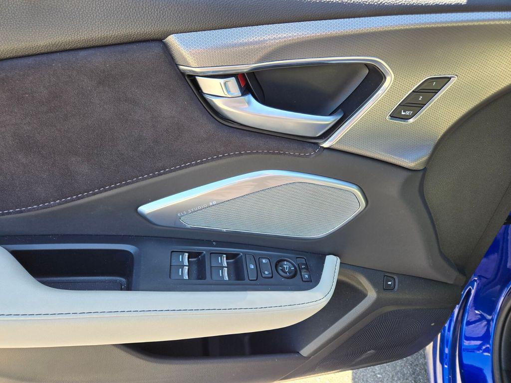 used 2025 Acura RDX car