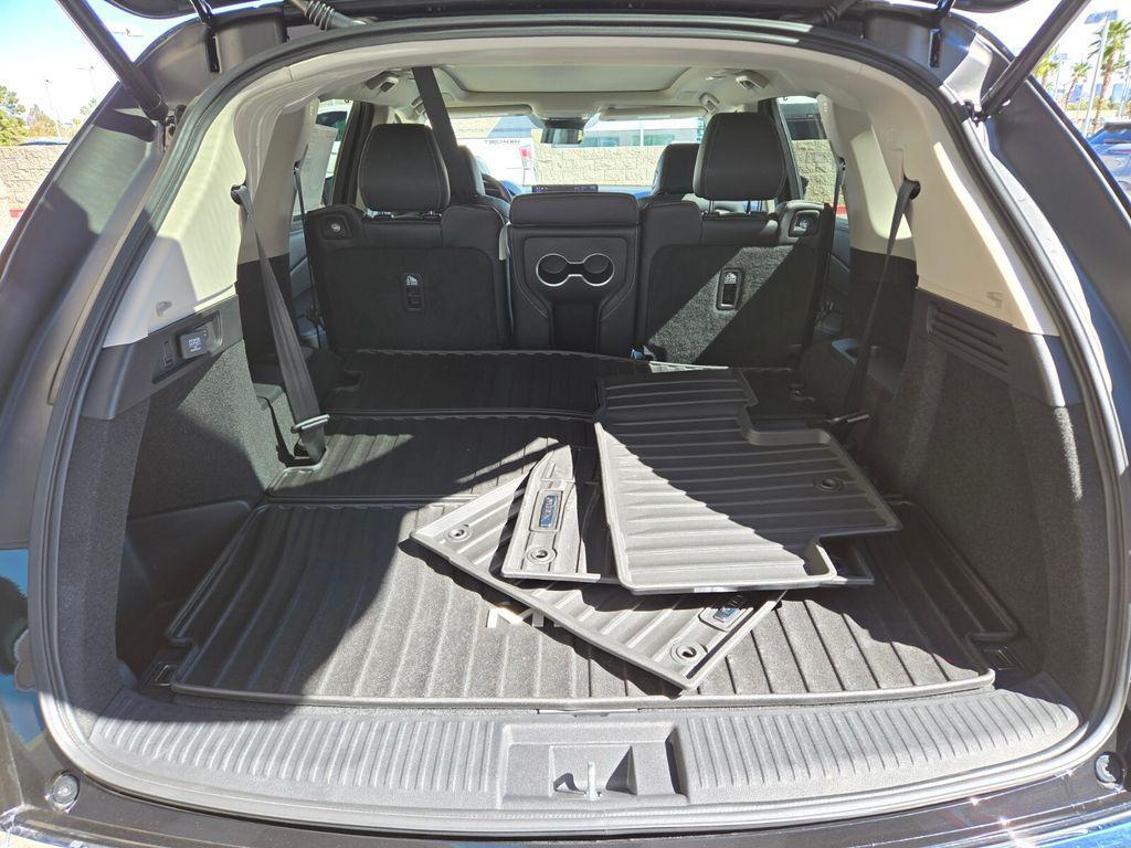 new 2026 Acura MDX car, priced at $61,244