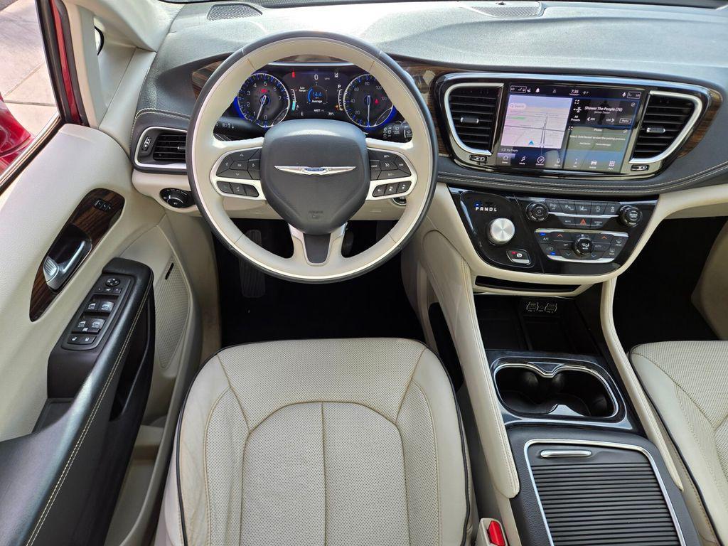 used 2021 Chrysler Pacifica car, priced at $31,361