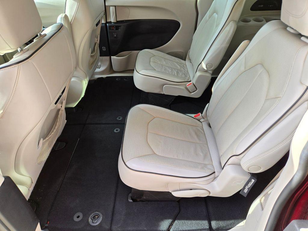 used 2021 Chrysler Pacifica car, priced at $31,361