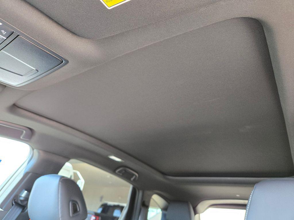 used 2025 Acura RDX car