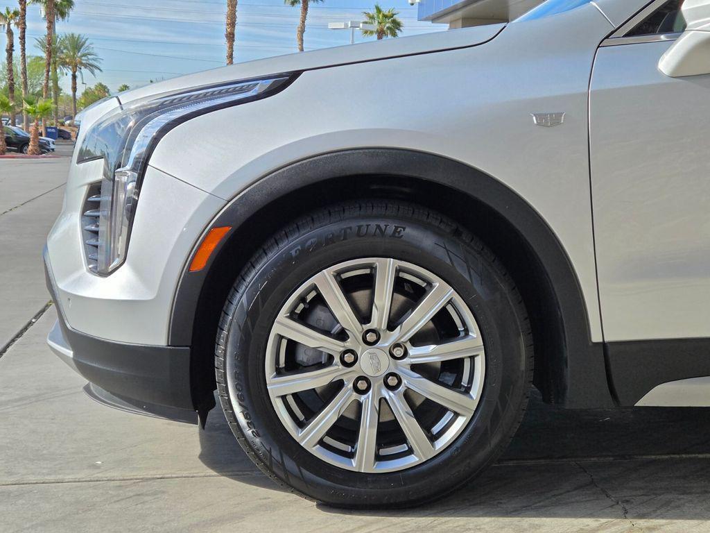 used 2022 Cadillac XT4 car, priced at $22,251