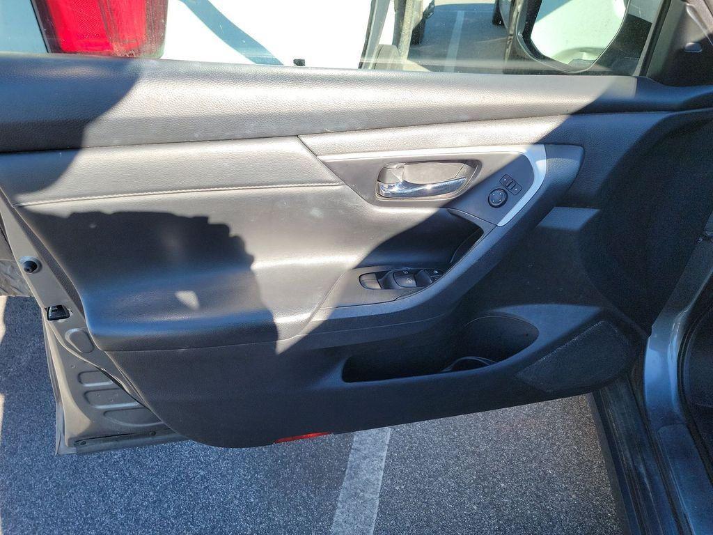 used 2016 Nissan Altima car, priced at $7,888