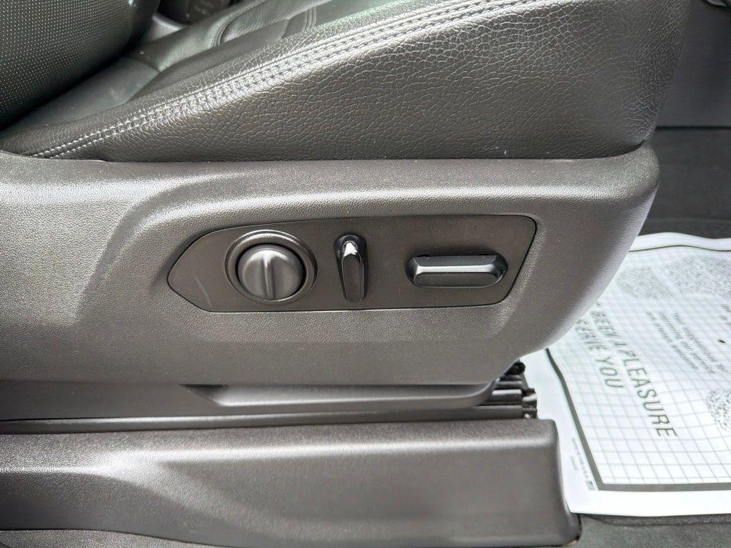 used 2020 GMC Sierra 1500 car, priced at $35,436