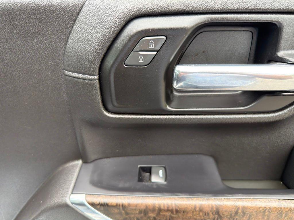 used 2020 GMC Sierra 1500 car, priced at $35,436