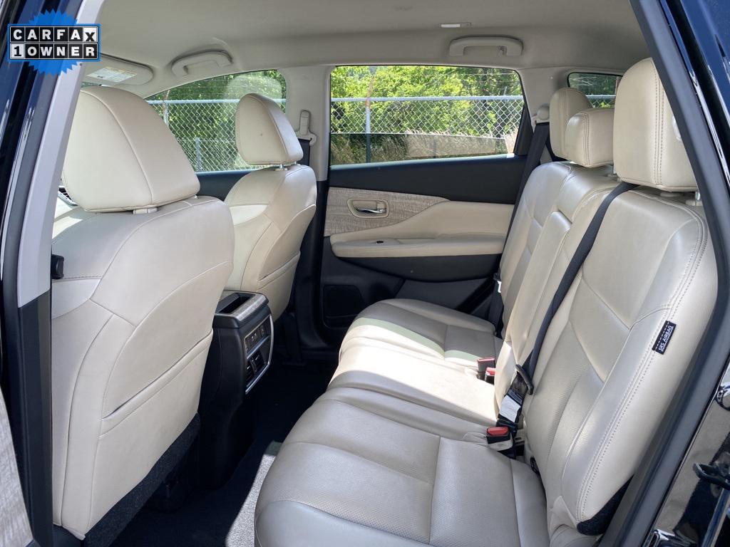 2023 Super Black Nissan Murano