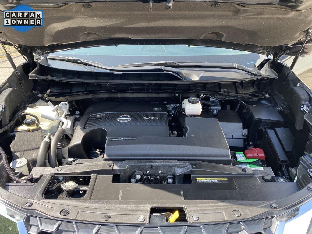 2023 Super Black Nissan Murano