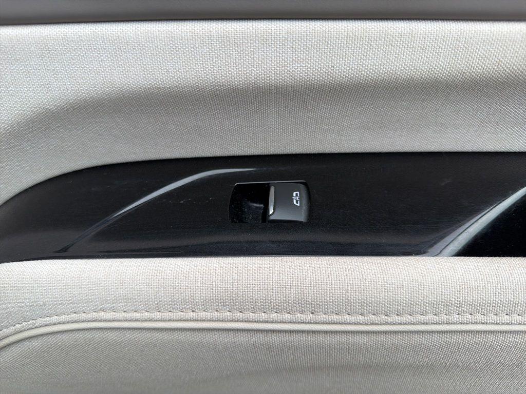 used 2022 Cadillac Escalade car, priced at $59,398